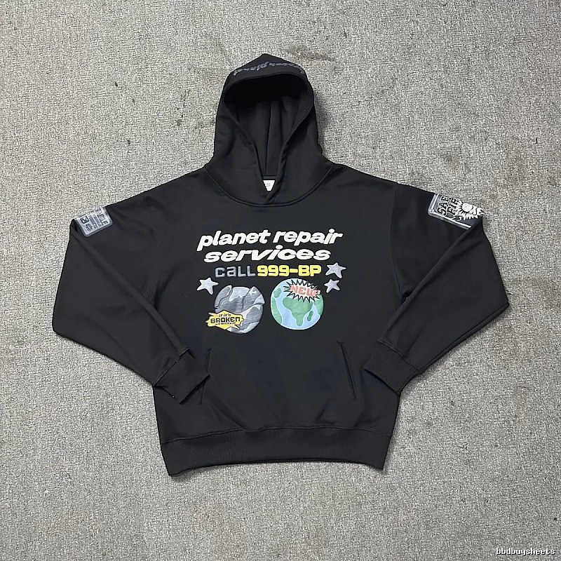 Broken Hearts Style H232 Skull Graphic Hoodie Outdoor Days