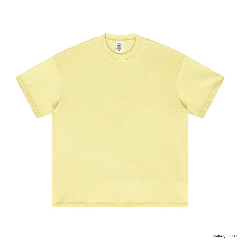 Relaxed Plain white T-shirt Minimal White Short with Designer-Inspired Detail