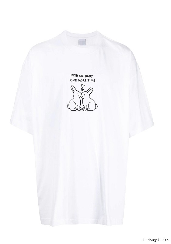Urban Statement graphic T-shirt Black Colorful Lucky with Casual Appeal