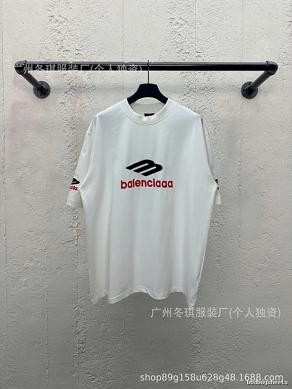Balenciaga minimalist style white T-shirt