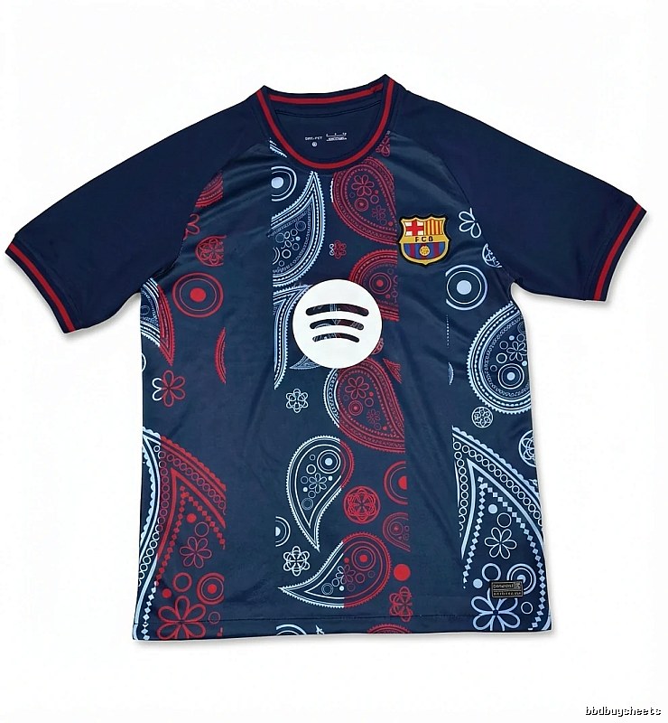 Blue T-shirt with Tokyo Ghoul print in trendy style