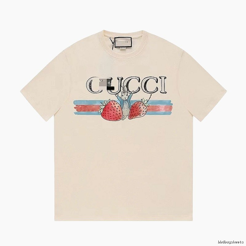 Gucci Strawberry Rabbit Print Vintage Off-white Short Sleeve T-Shirt