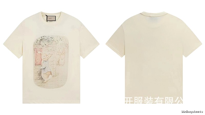 Gucci x Peter Rabbit Co-branded Vintage-style Off-white T-Shirt