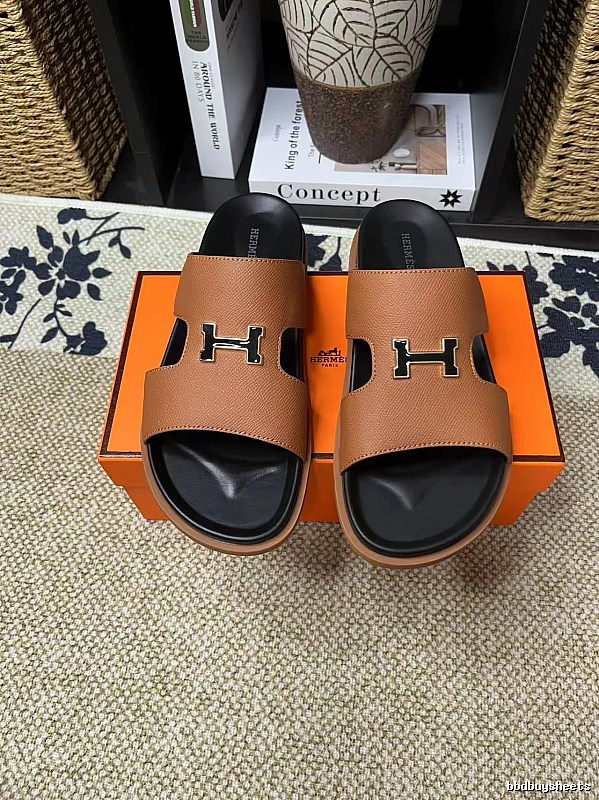 Hermès H-Buckle Minimalist Style Caramel Brown Slide Sandals