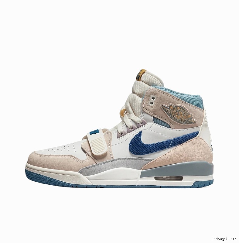 Jordan retro blue and white sports shoes