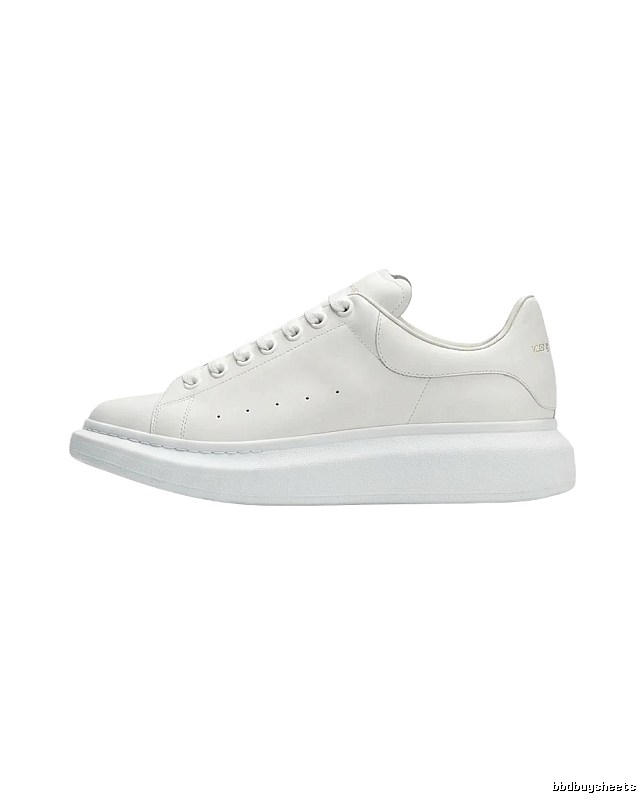 McQueen thick-soled casual small white shoes