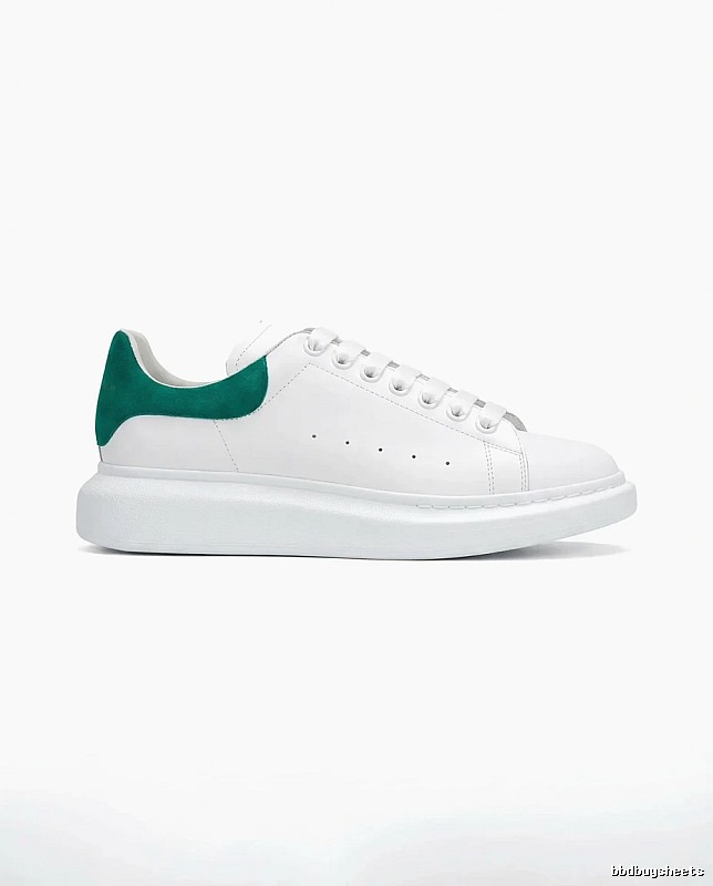 McQueen thick-soled small white shoes (green tail version)