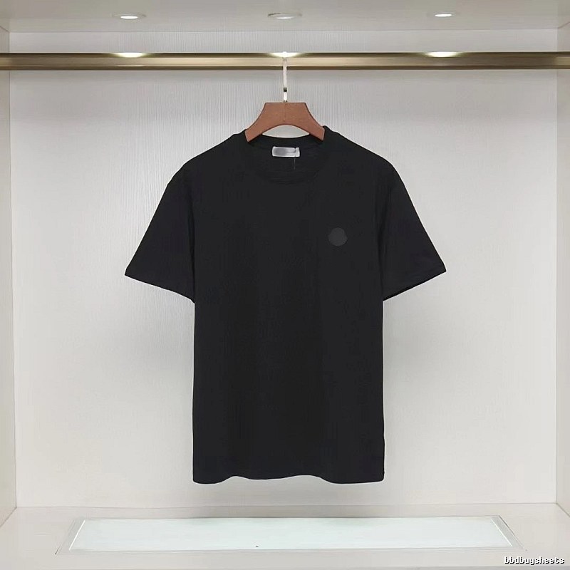 Moncler Classic Minimalist Style Black Short-sleeve T-shirt
