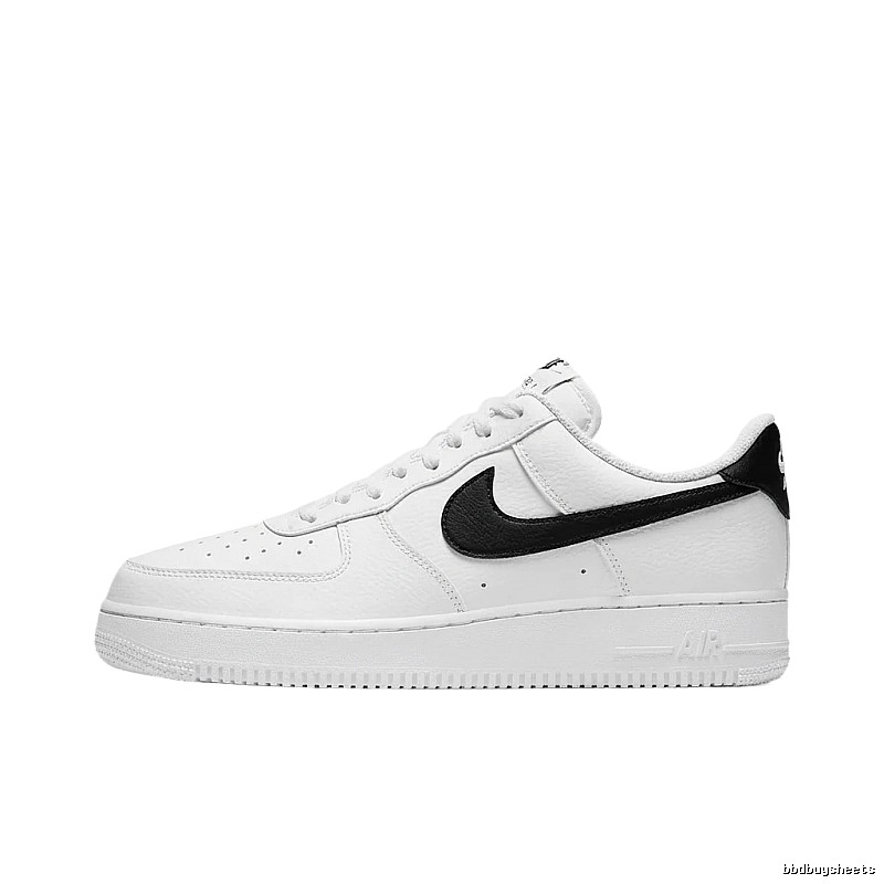 Nike Air Force 1 Black and White Simple Sneakers