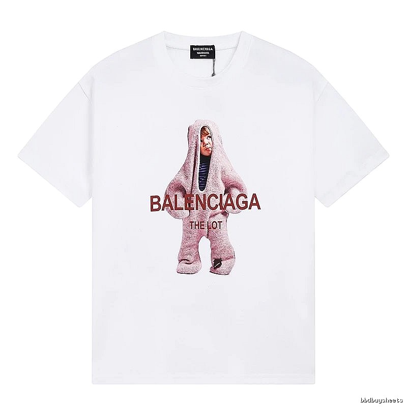 Parisian-style printed white T-shirt