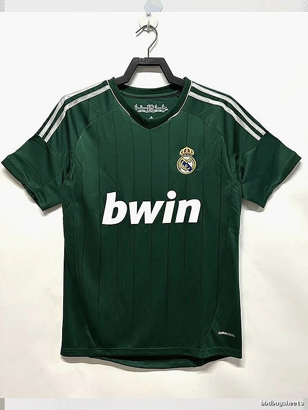 Real Madrid Weekend Retro Teka soccer jersey White Retro Football for Seasonal Looks