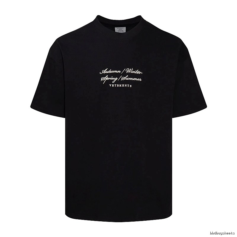 Summer Statement graphic T-shirt Black Colorful Lucky with Bold Graphic