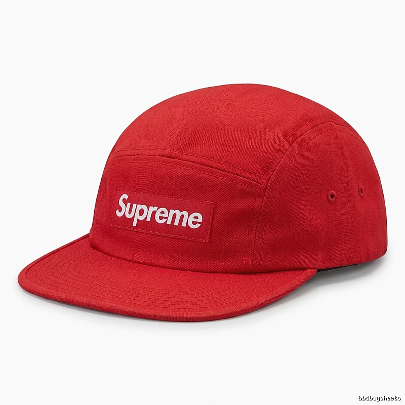 The classic red baseball cap of Supreme.